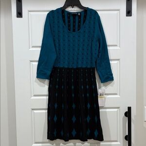 Brand New Nina Leonard Two-Tone Fit&Flare Teal and Black Sweater Dress